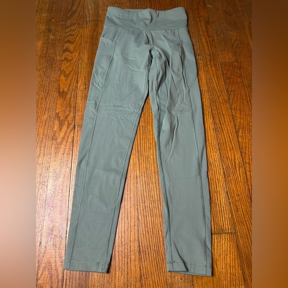 Womens Small Hollister/Aeropostale/Abercrombie Clothing Bundle - Picture 8 of 14